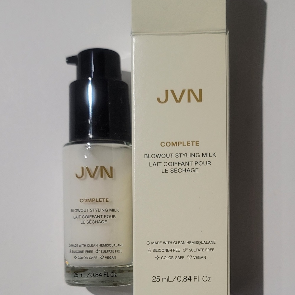 NEW JVN Blowout Styling Milk Travel Heat-activated (TRAVEL SIZE)